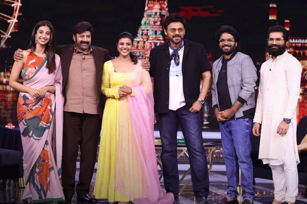 Sankranthiki Vastunnam team with Balakrishna on the unstoppable with NBK show