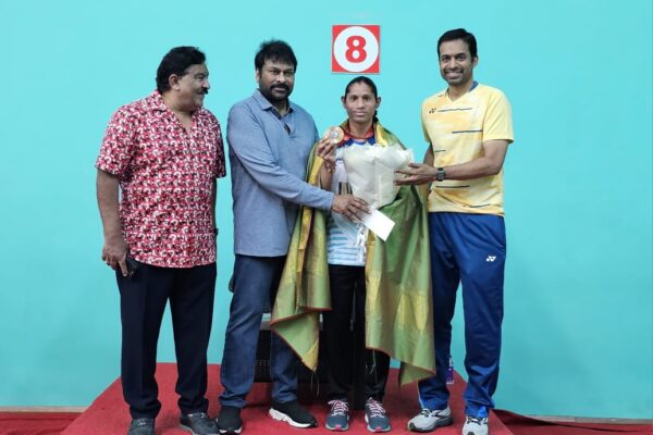 Chiranjeevi helps paralympic medalist Deepti Jeevanjali